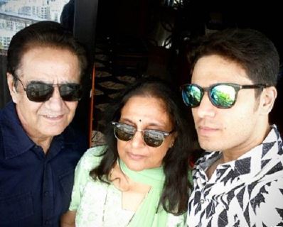 Gaurav Khanna Family Wife Son Daughter Father Mother Marriage Photos