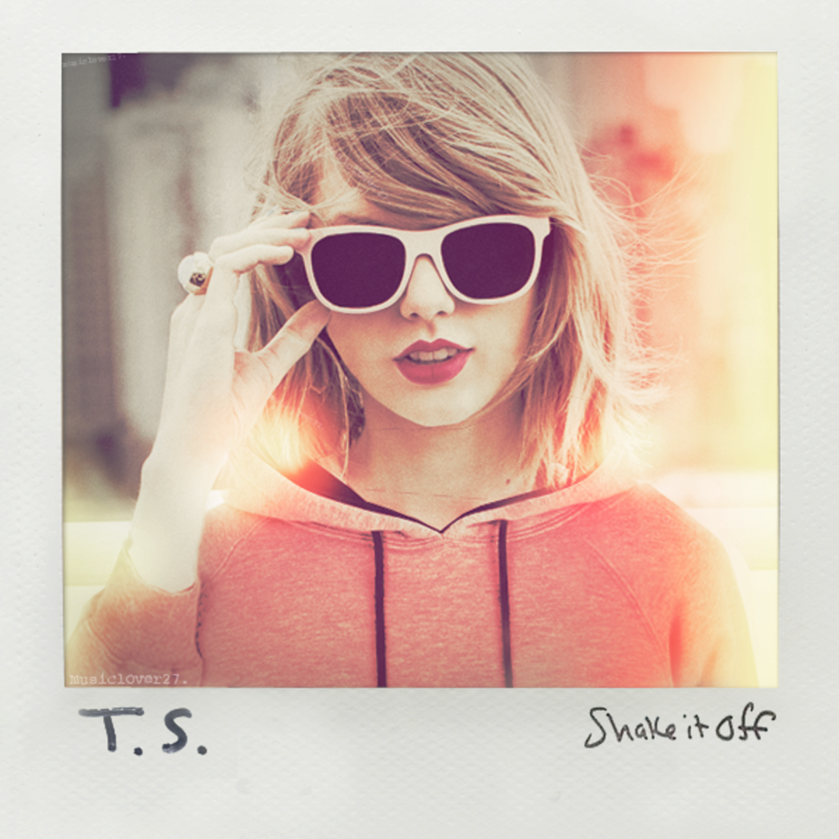 Тейлор Свифт Шейк. Taylor Swift Shake it off. Taylor Swift Shake it off обложка. Taylor Swift Shake it off 2014. Шейк тейлор