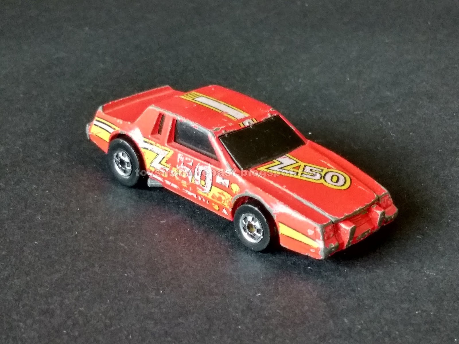 Vintage 1983 Hot Wheels Crack Ups Red Cruiser Car Wrecked 