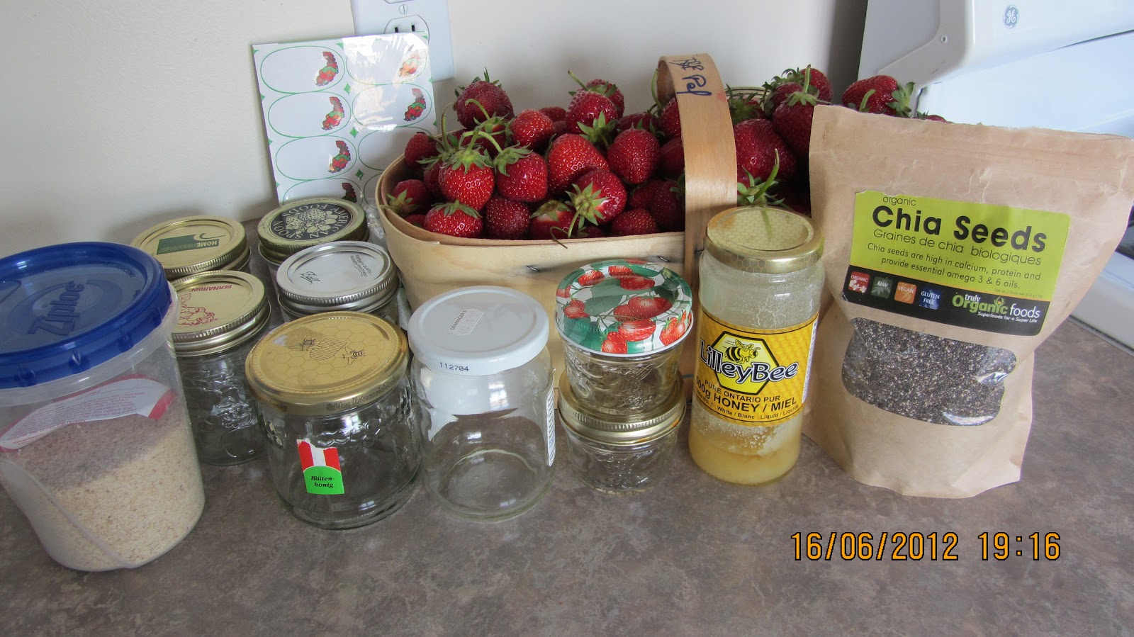 EAT WELL NATURALLY Gluten Free Strawberry Jam