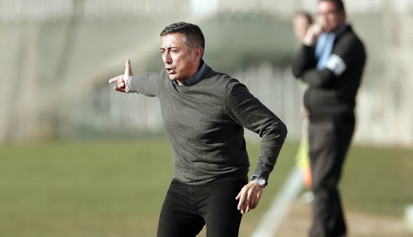 Antonio Contreras - Málaga Femenino -: "Si te vas contento mientes, el equipo no está muerto"