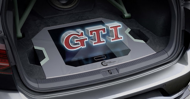 VW Golf GTI Aurora - controle holográfico