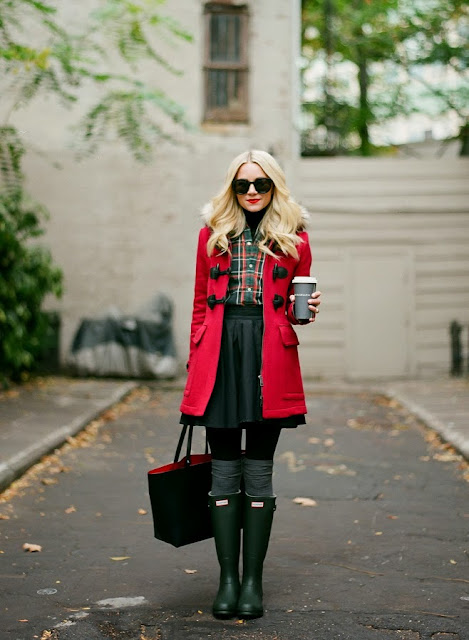emerald green and red outfit styling