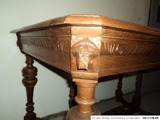 Designer & Antik Möbel : antiker Tisch aus der Gründerzeit mit Löwenköpfen