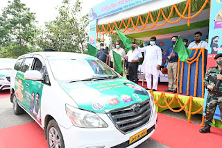 श्री हेमन्त सोरेन ने Suport of CARE India in Covid-19 vaccine Drive (टीका एक्सप्रेस) in Jharkhand वैन को हरी झंडी दिखाकर किया रवाना 5 THE NEWS FRAME