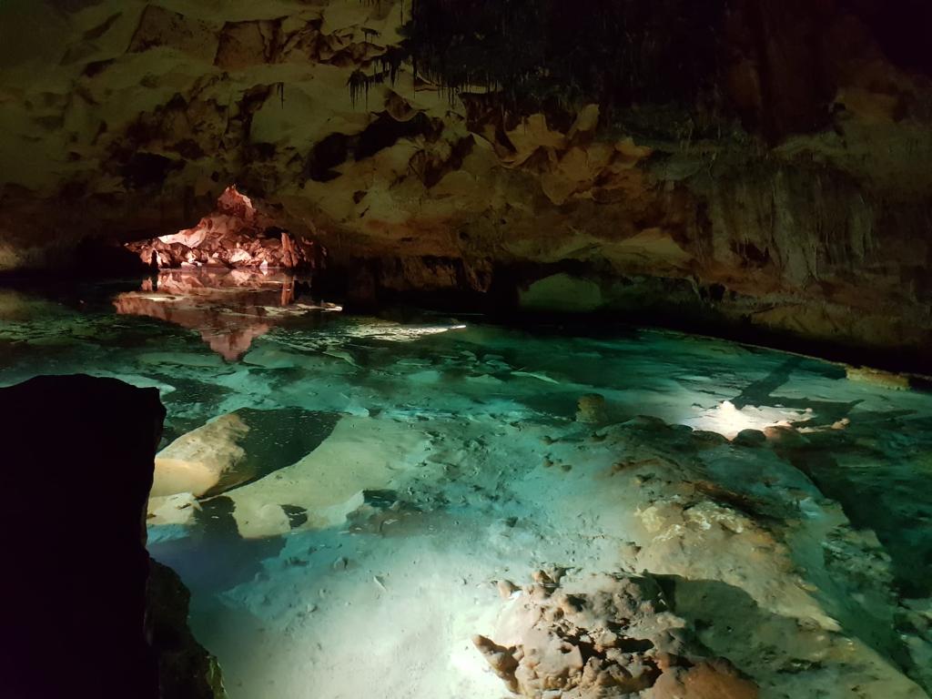 Menorca en vivo Cova de s’Aigua (Cueva del Agua)