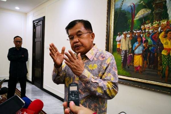 Jokowi Ajak Rakyat Berdamai dengan Virus Corona, Jusuf Kalla : Kalau Virusnya Nggak Mau Bagaimana? Jokowi Ajak Rakyat Berdamai dengan Virus Corona, Jusuf Kalla : Kalau Virusnya Nggak Mau Bagaimana?