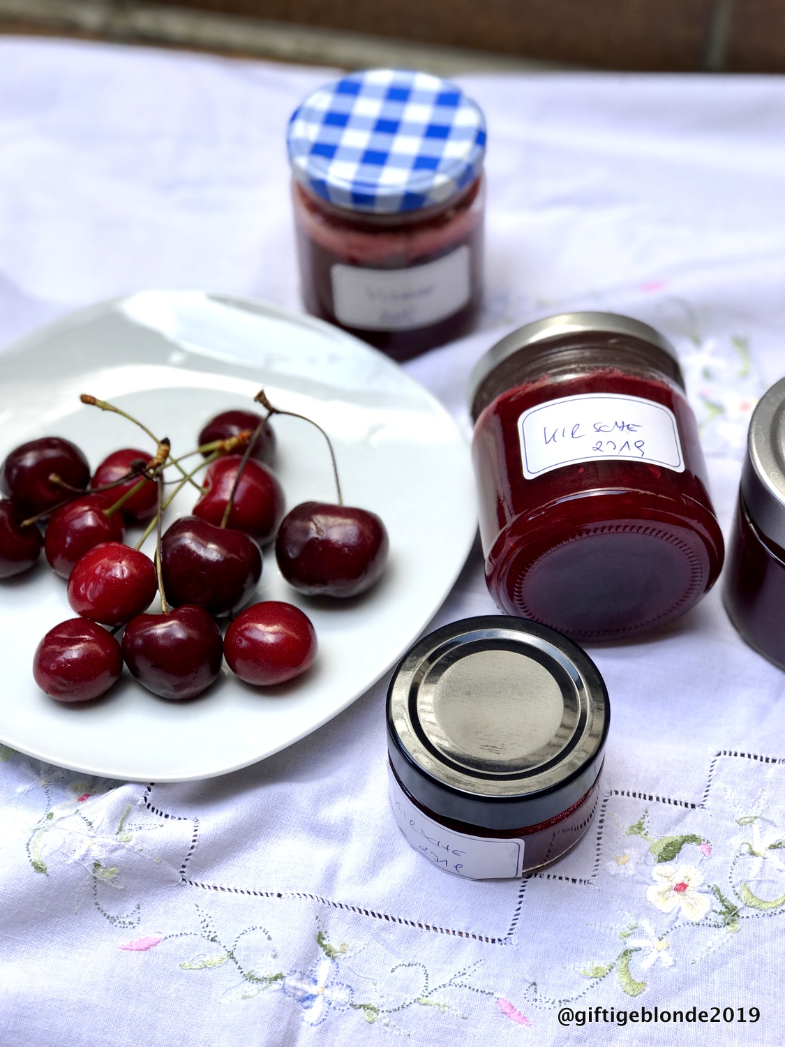 Das Beste aus dem eigenen Garten: Kirschmarmelade von der Giftigenblonden