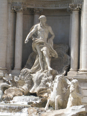 Statue-of-Neptune-Trevi-Fountain-Rome-Italy