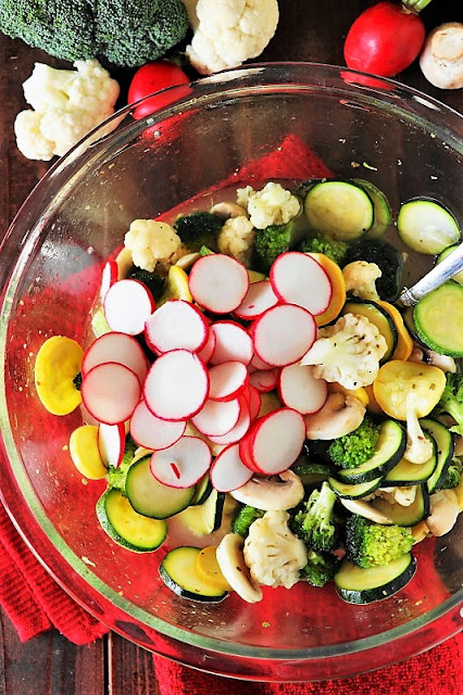 How to Make Marinated Summer Vegetable Salad Image