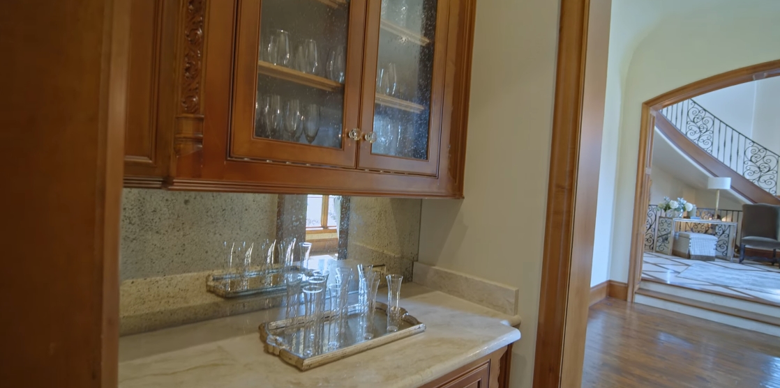 Tour 6817 Amaretto Ct, Plano, TX vs. 35 Interior Design Photos