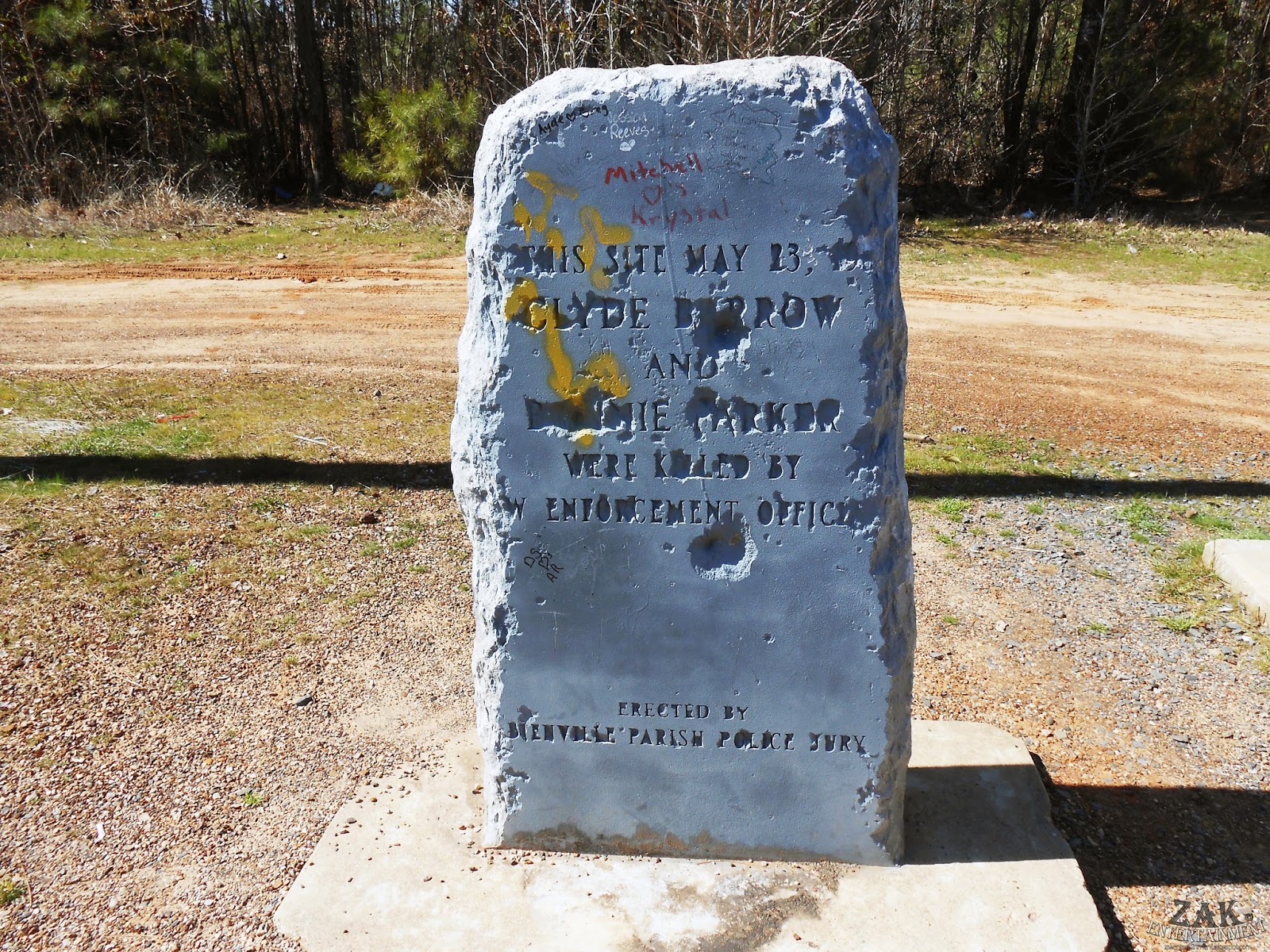 ZAK Entertainment Arcadia, Louisiana Where Bonnie & Clyde's History