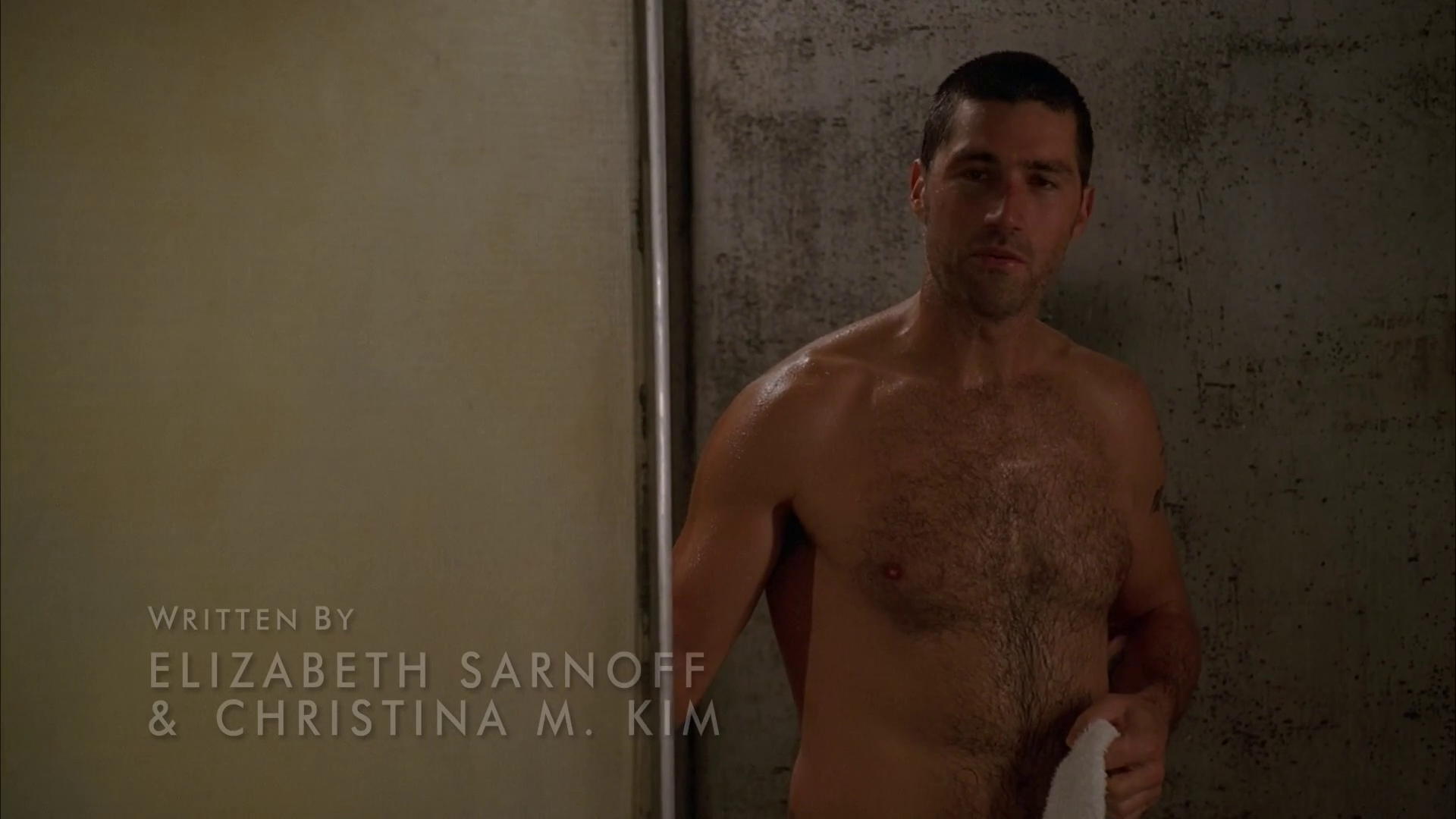 Matthew Fox shirtless in Lost 2-16 "The Whole Truth" .