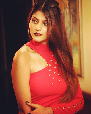 payal Guptariti riwaz water wives