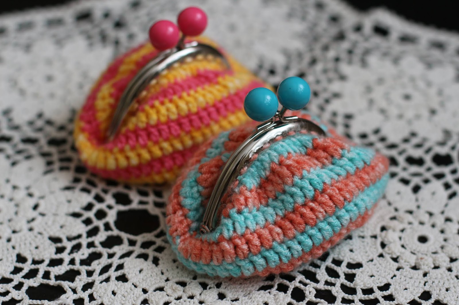 вязаная сумка кошелек. вязаный кошелек с фермуаром. сумочка с фермуаром. вязаная сумка с фермуаром. сумочка кошелек крючком.