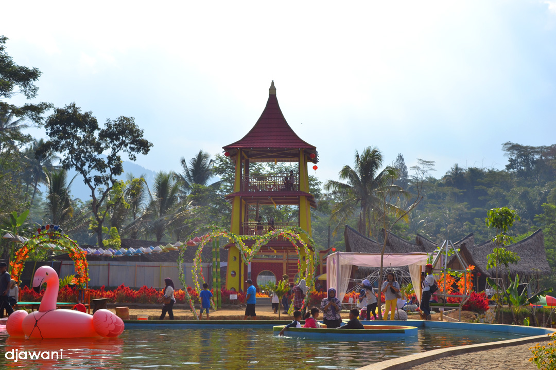 Taman Bunga Pagoda Kaliangkrik Pagoda Di Lereng Gunung Sumbing