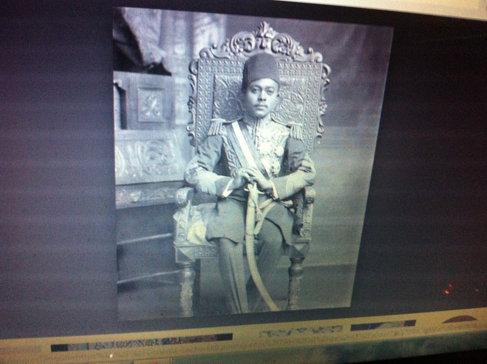 THE BLACK SOCIAL HISTORY BLACK SOCIAL HISTORY AFROZANZIBAR " ALI