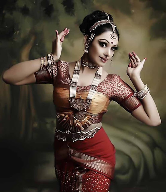 Telugu-Senior-Actress-Shobhana-Latest-Im
