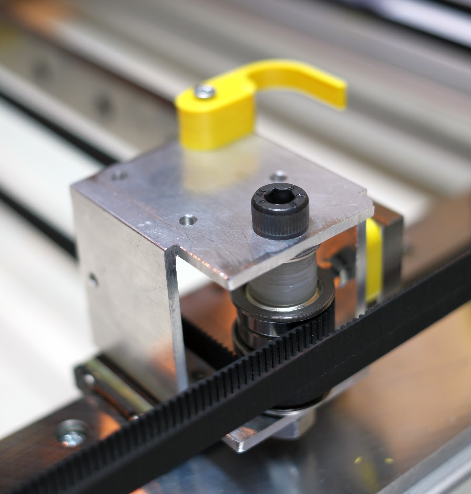 Mark Rehorst's Tech Topics Using Flanged Bearings as Pulleys