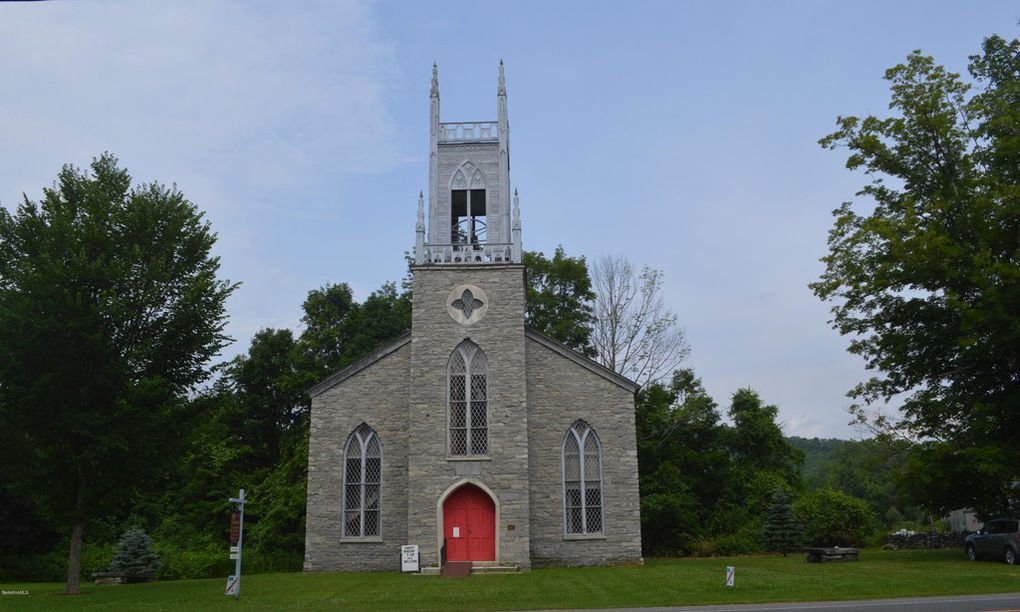 Sweet House Dreams 1836 Stone Gothic Revival Church in Lanesboro