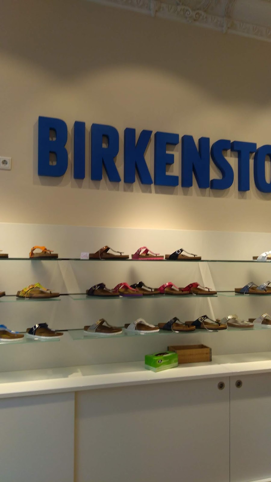 本場ドイツでビルケンシュトックを買う 靴と旅する