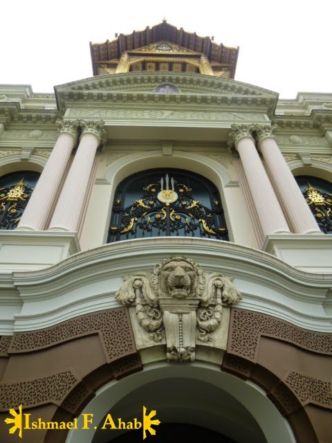 Looking up the Bangkok Grand Palace