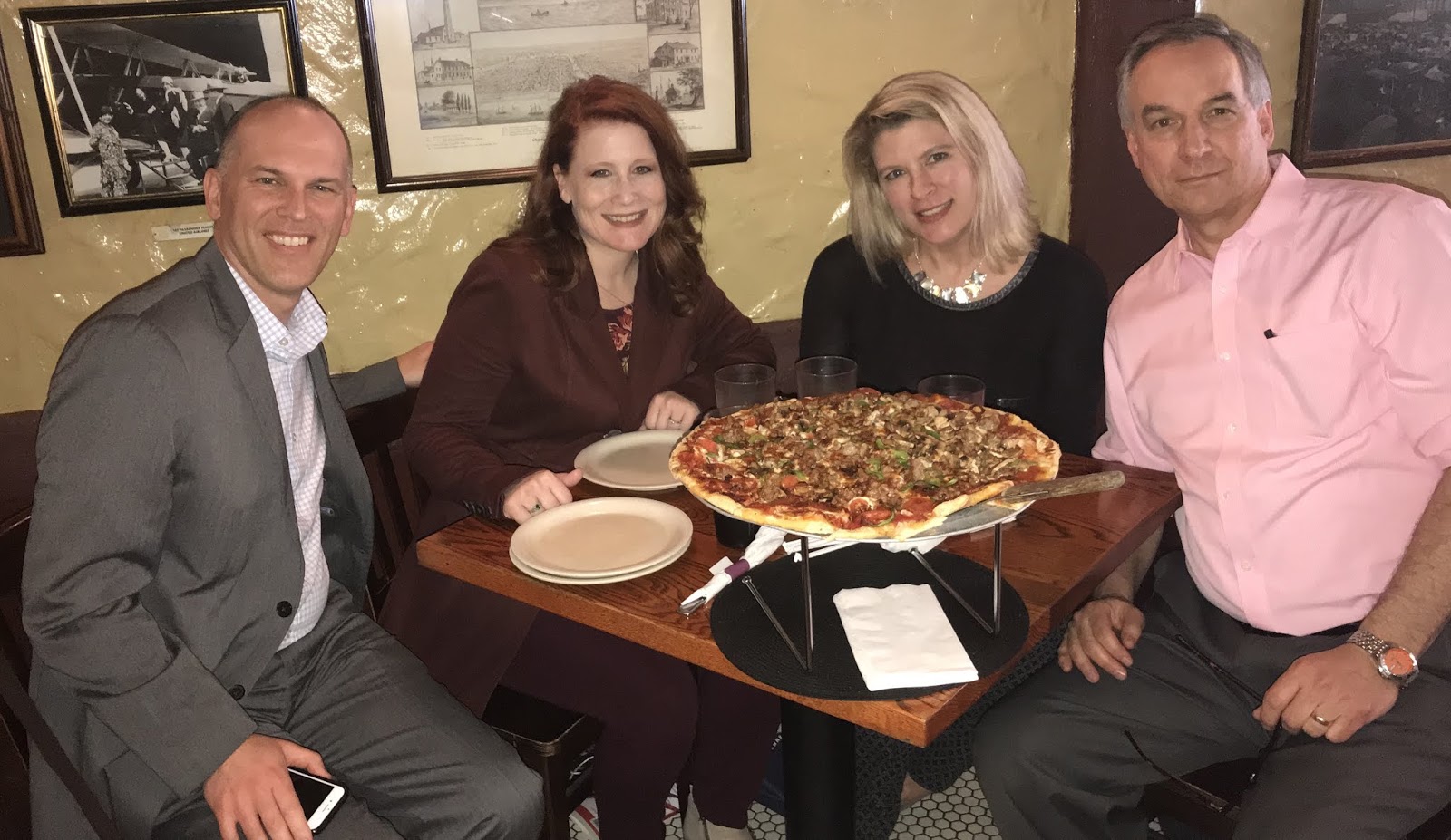 Pizza Quixote Review Pizzeria Due (Thin Crust) Chicago IL