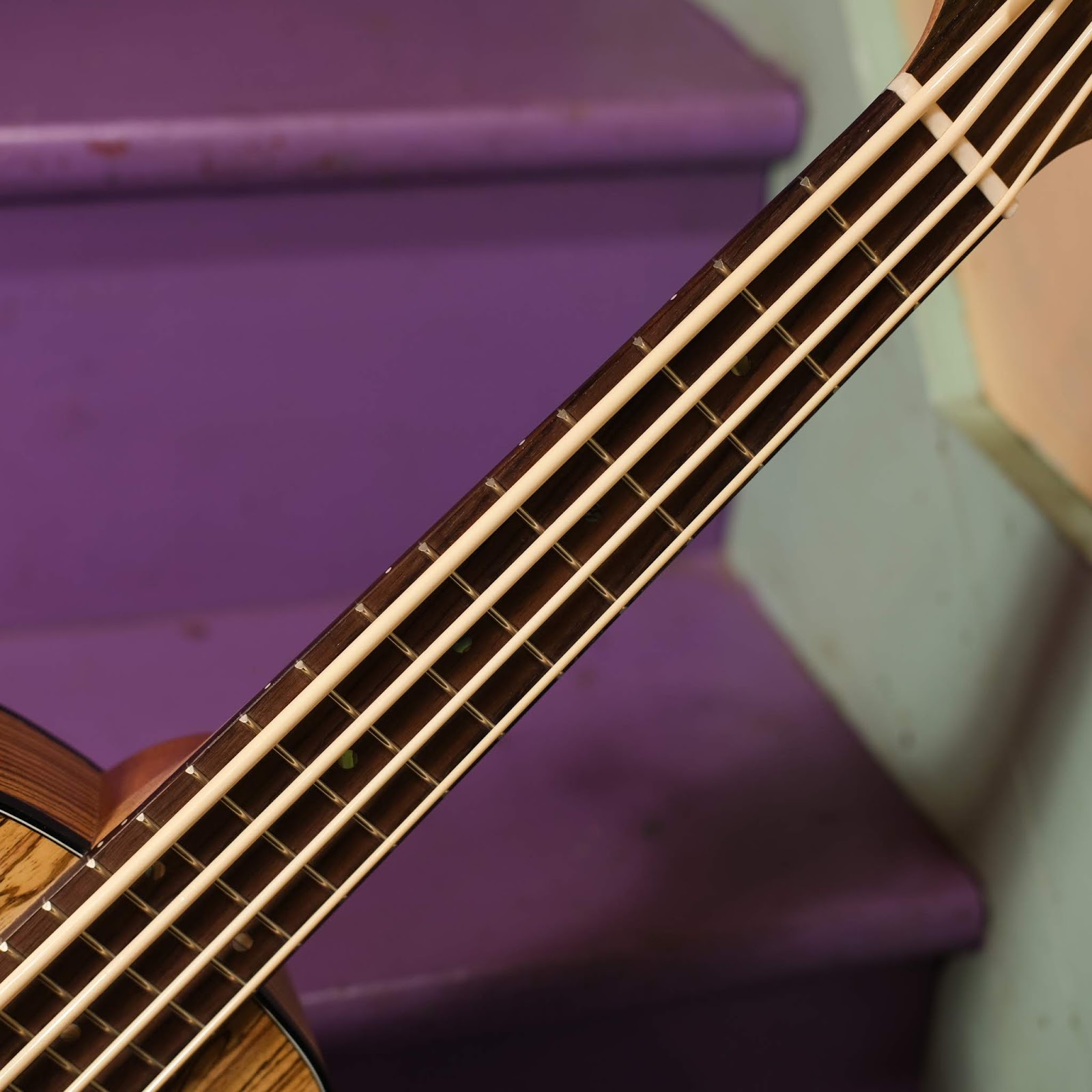 2010s Hadean UKB22 Ukulele Bass