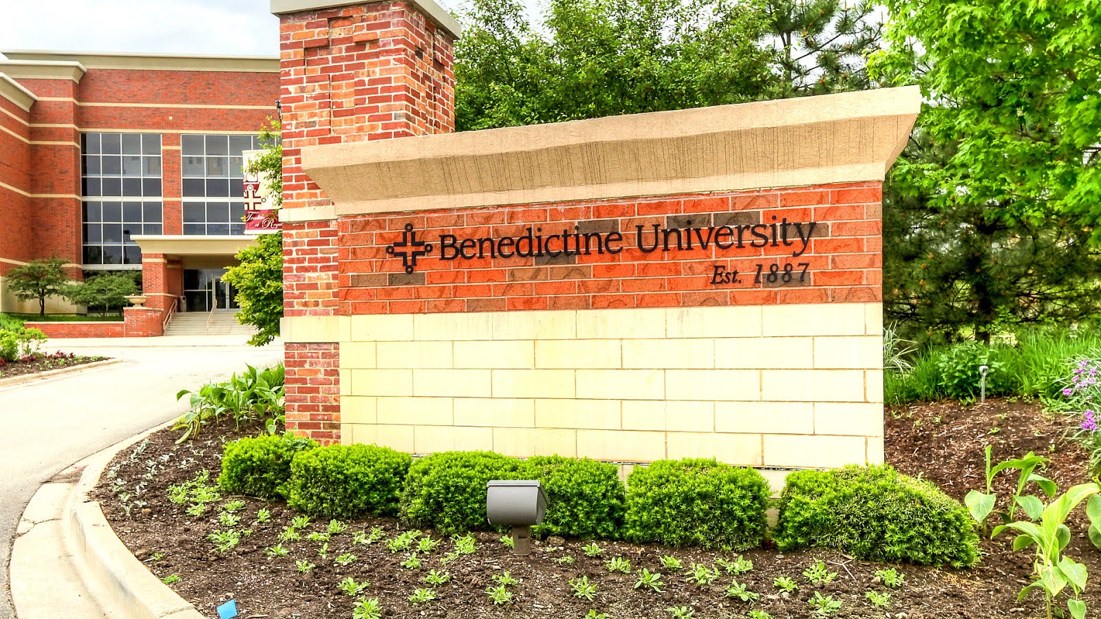 St Benedictine University University Choices