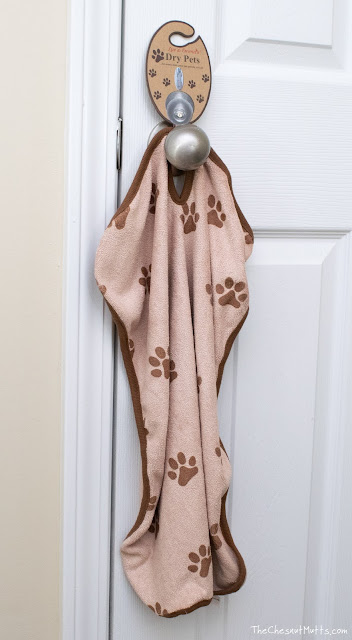 Luv & Emma's Dry Pets hanging microfiber towel for baths and travel