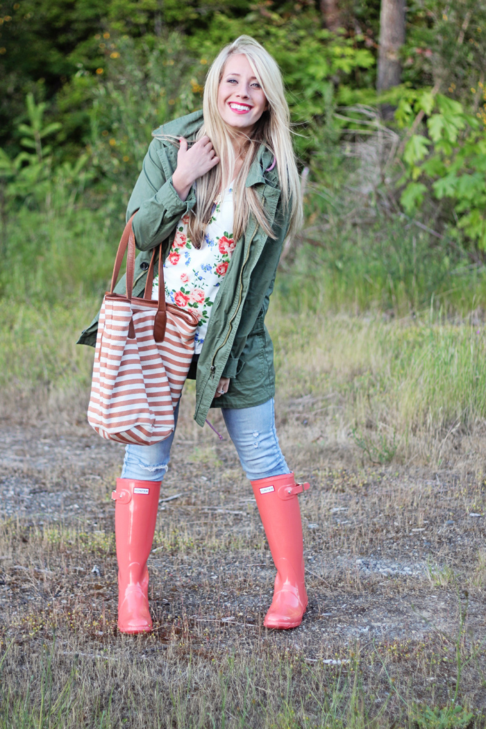 Florals, stripes and... well, rainboots. Duh! - Twist Me Pretty