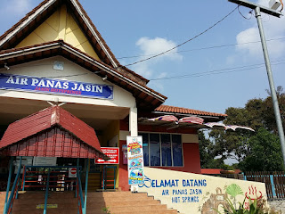 Kolam Air Panas Jasin