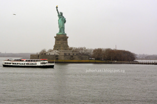 Statue-of-Liberty-Staten-Island-Ferry