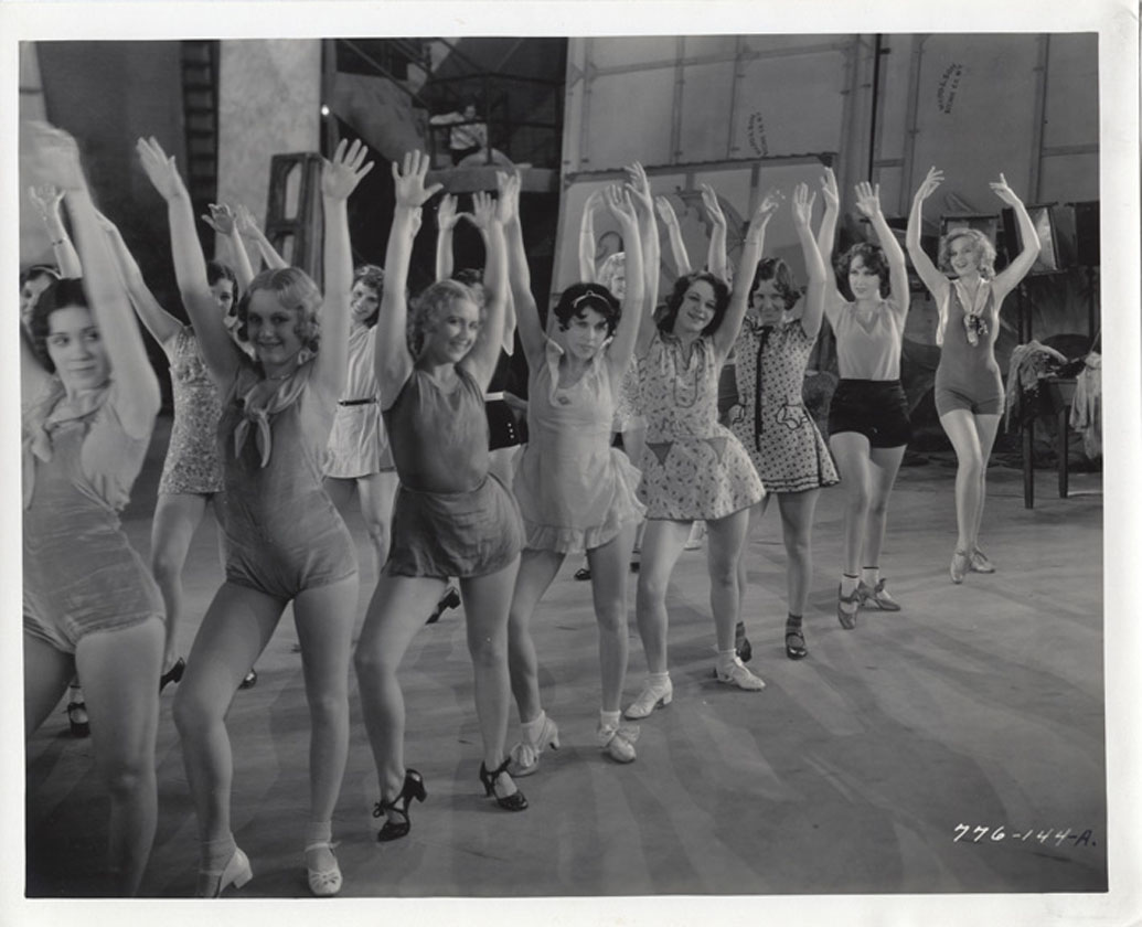 Chorus Girls Interesting Vintage Pictures Show the Artistic Life of Young Performing Women in