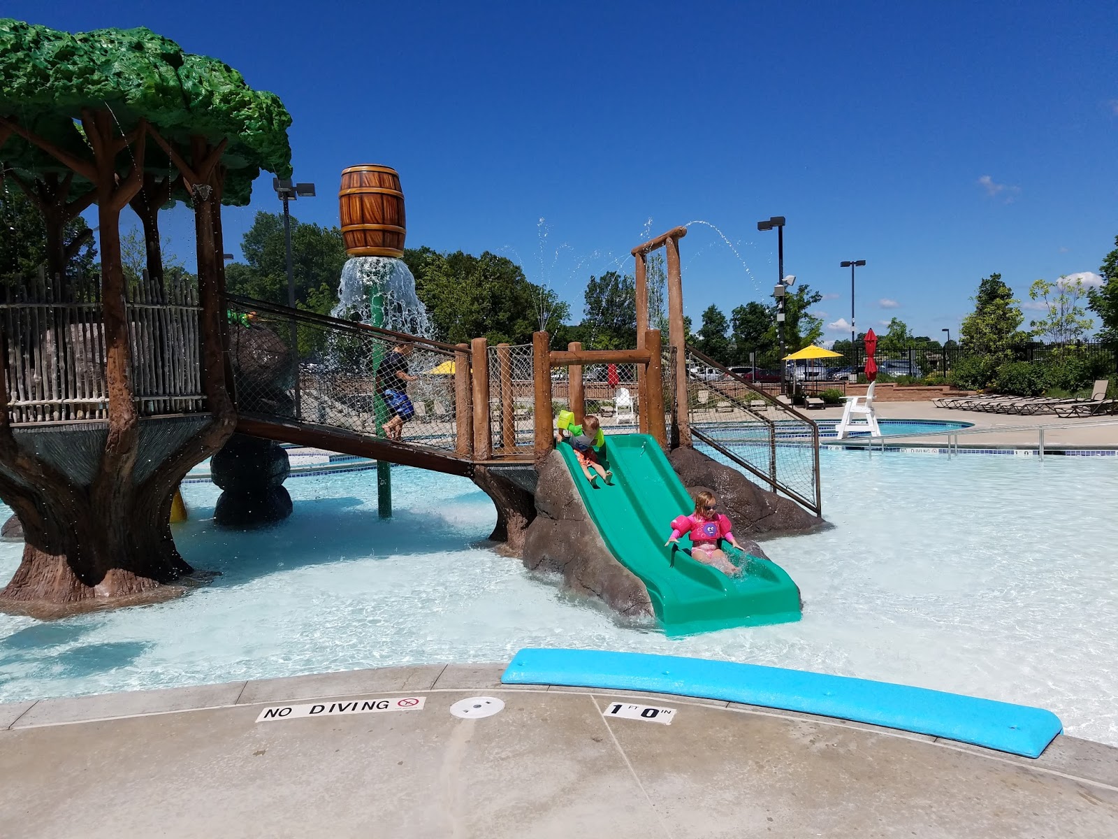 Play St. Louis Timbers of Eureka Pool, Eureka