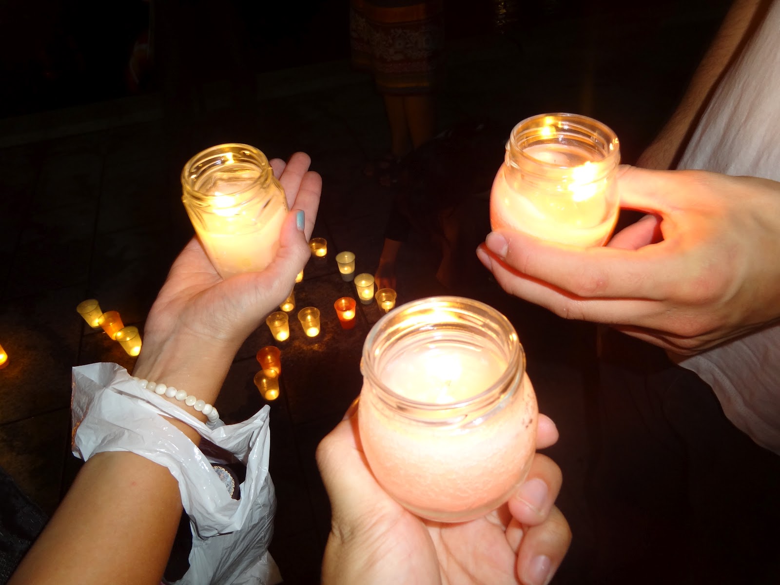 BAN tour Japan 2012 Candle Ceremony