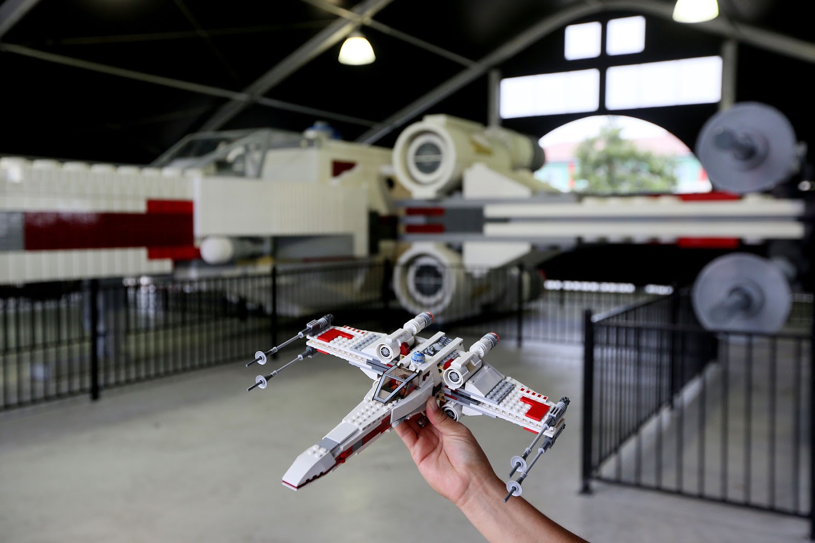 Salg mål hektar LEGO® Star Wars X-wing Starfighter Lands at LEGOLAND California Resort
