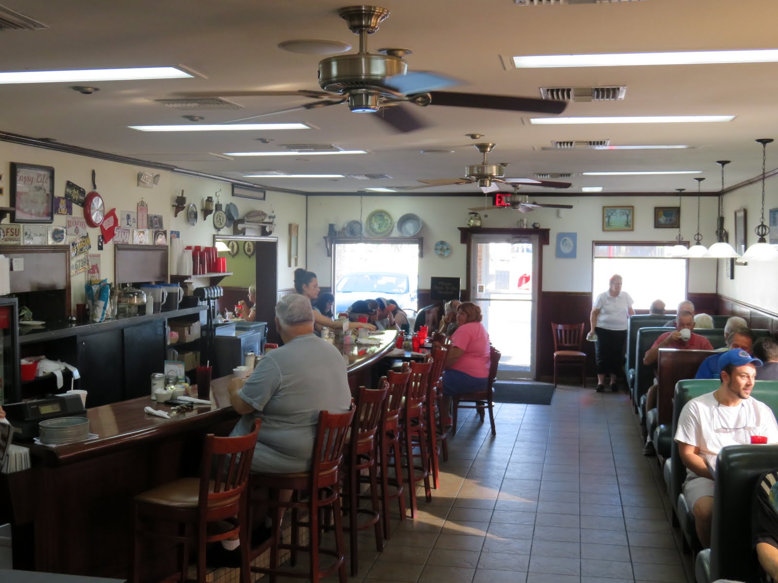 Big Daddy Dave Breakfast in Crystal River Florida