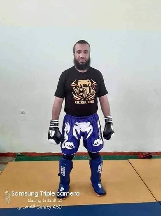 أصغر رمضان جمال في رياضة الكيك بوكسينغ يفوز بـ 11 ميدالية على مستوى ولاية سكيكدة