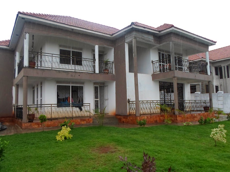 HOUSES FOR SALE KAMPALA, UGANDA HOUSE FOR SALE AKRIGHT