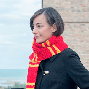 Scopri Come Creare la Sciarpa di Harry Potter: Un Progetto Magico per  Principianti