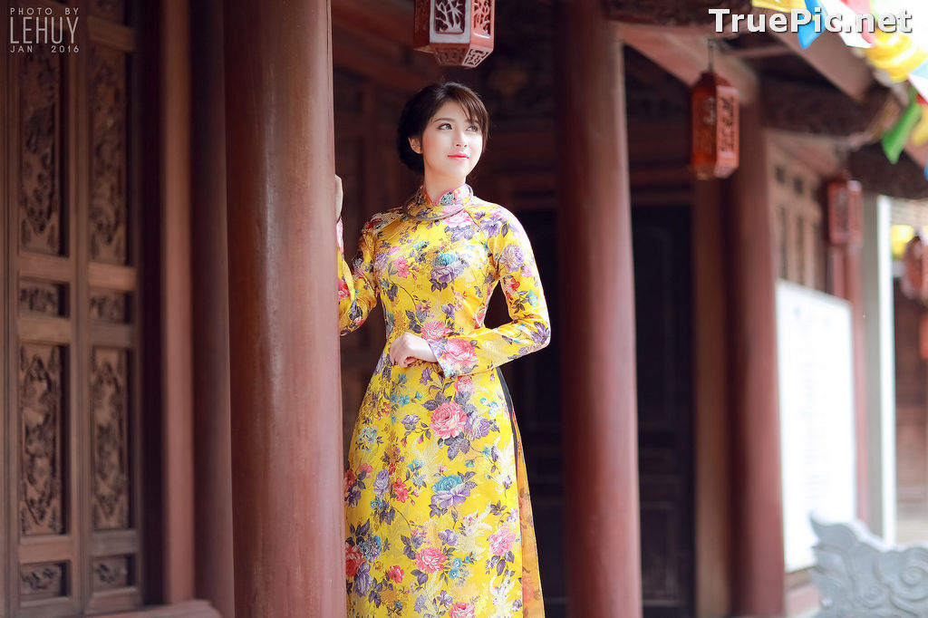 Image The Beauty of Vietnamese Girls with Traditional Dress (Ao Dai) #5 - TruePic.net - Picture-69
