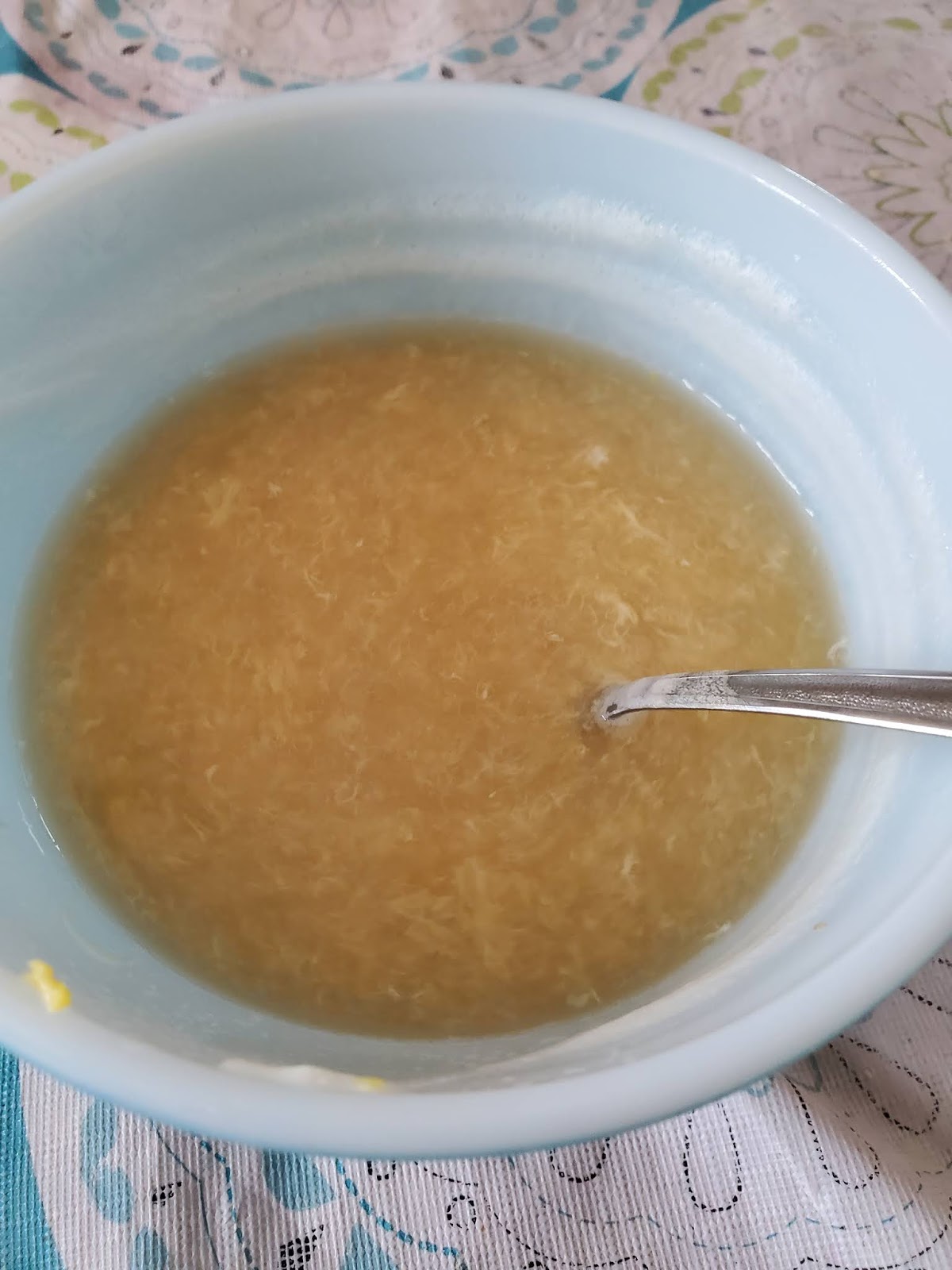 Bouillon d'os de poulet