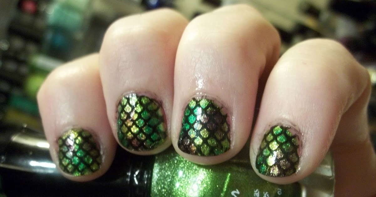 Nails Actually: Metallic Fish Scale Nails