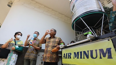 Pemkot Bandung Terima Bantuan Instalasi Air Siap Minum 