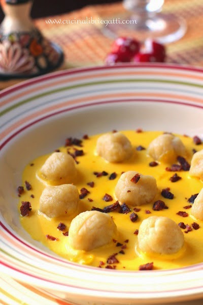 gnocchi patate crema parmigiano zafferano