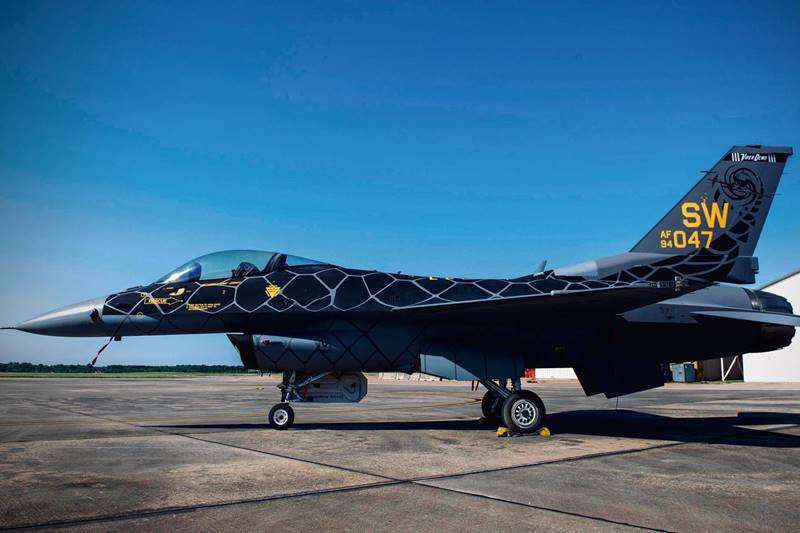 Usaf F 16 Viper Demo Team Unveils Amazing Venom Paint Scheme Blog