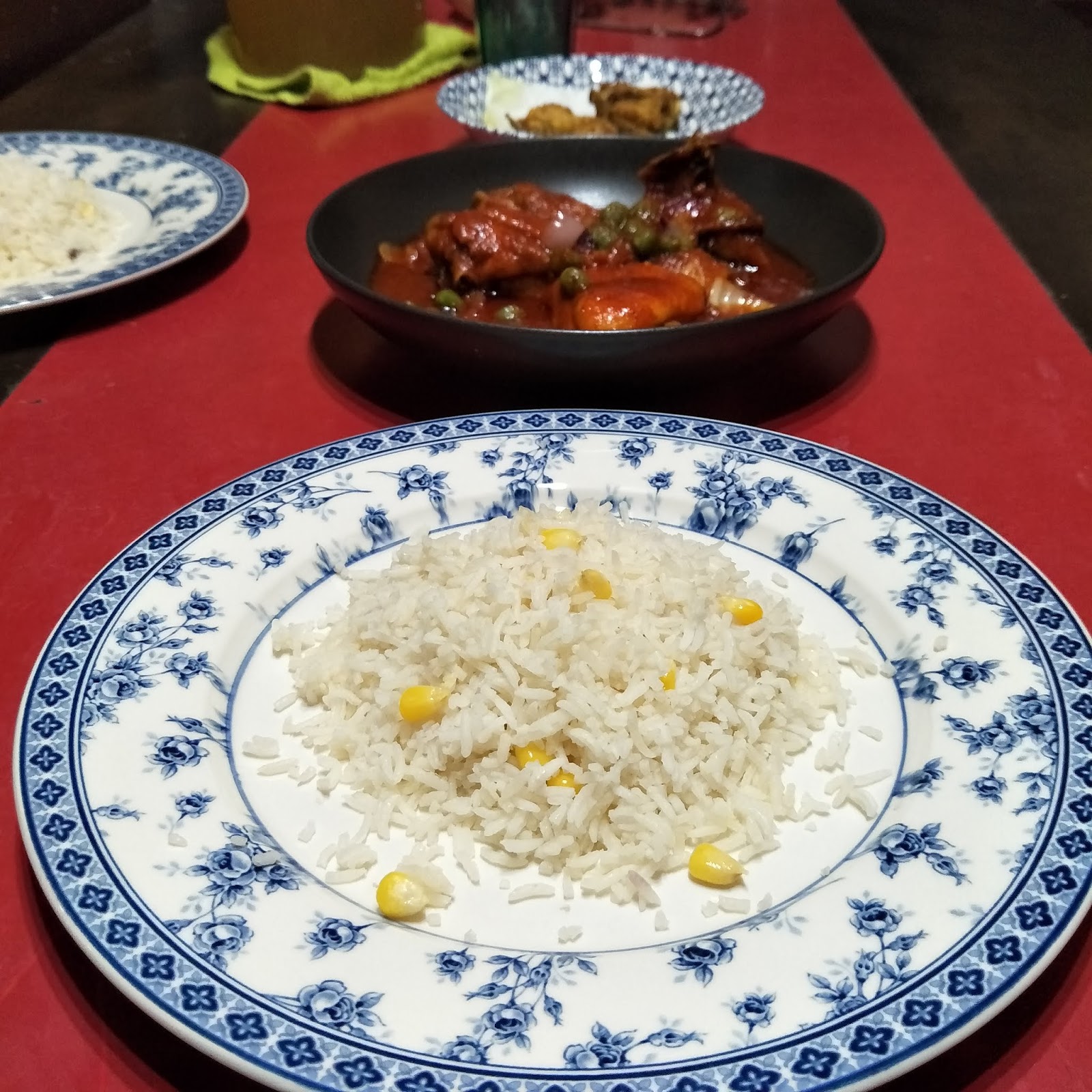 Ayam Masak Merah Lauk Nasi Jagung Alam Sari Di Tanah Jauhar