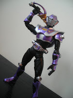 SH Figuarts Kamen Rider Ouja Bandai Ryuki Asakura Strike