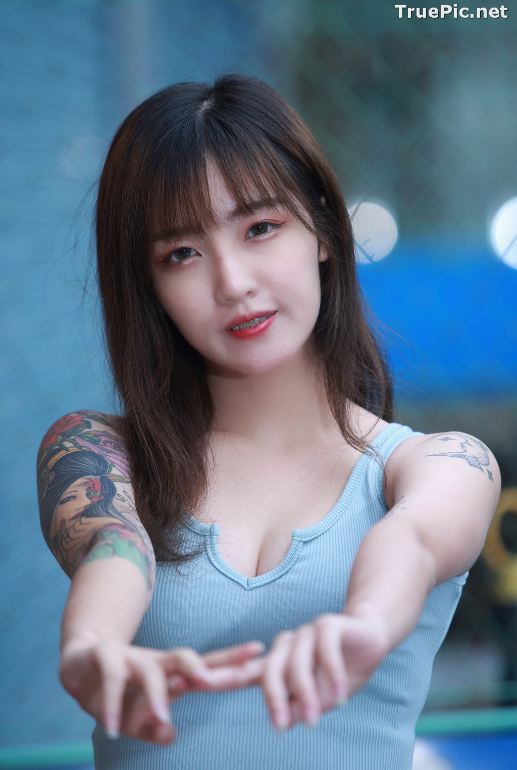 Image Taiwanese Lovely and Sexy Girl – 泱泱 - Low Top and Jeans Pants - TruePic.net - Picture-41